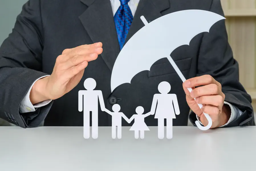 Explaining Term Life Versus Whole Life Coverage in Houston, TX